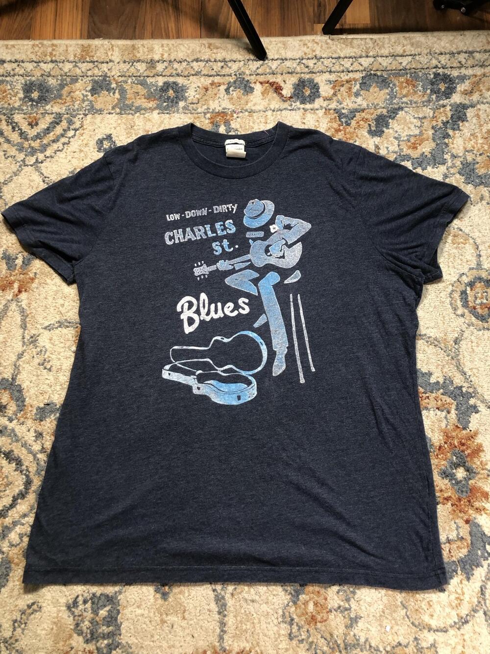 Abercrombie & Fitch Shirt Mens 2XL Blue Charles St Blues Graphic Tee Guitar